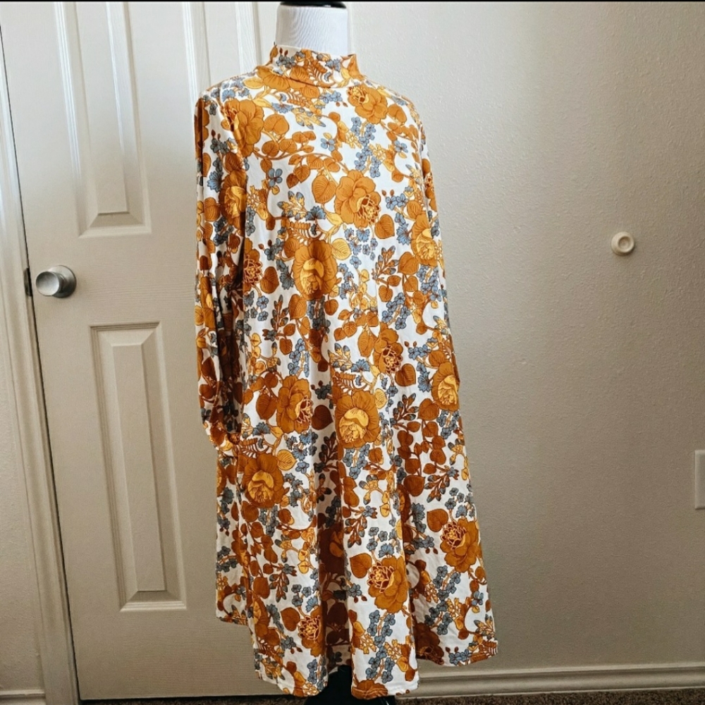 Agnes and Dora mock tunic